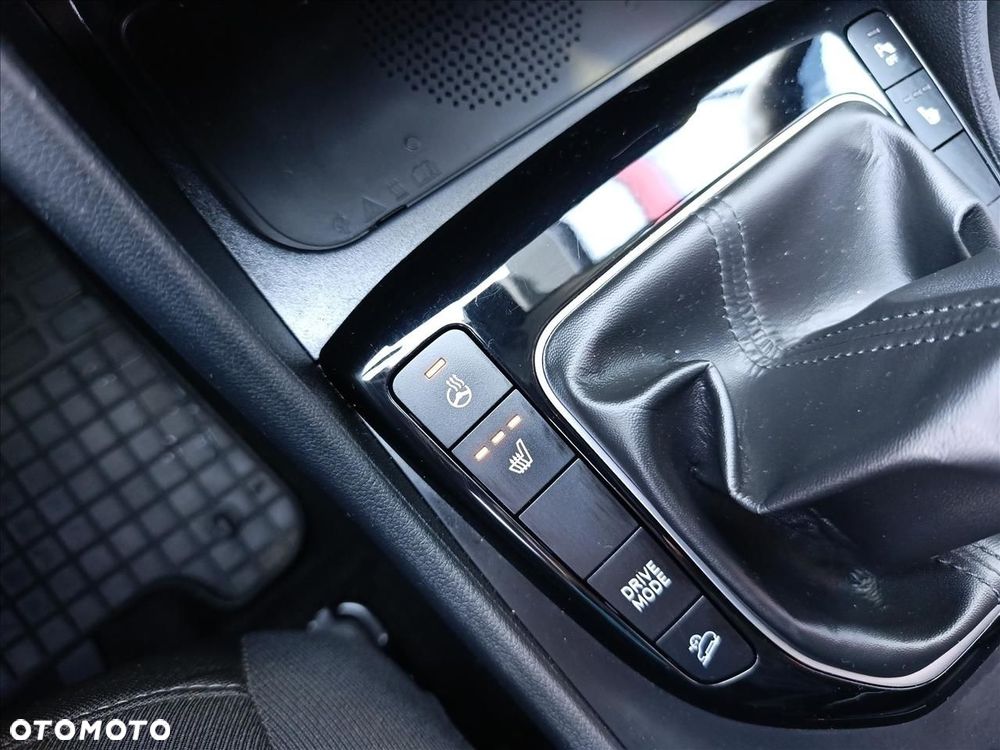 Hyundai Tucson 1.6 T-GDi Smart 2WD - 23