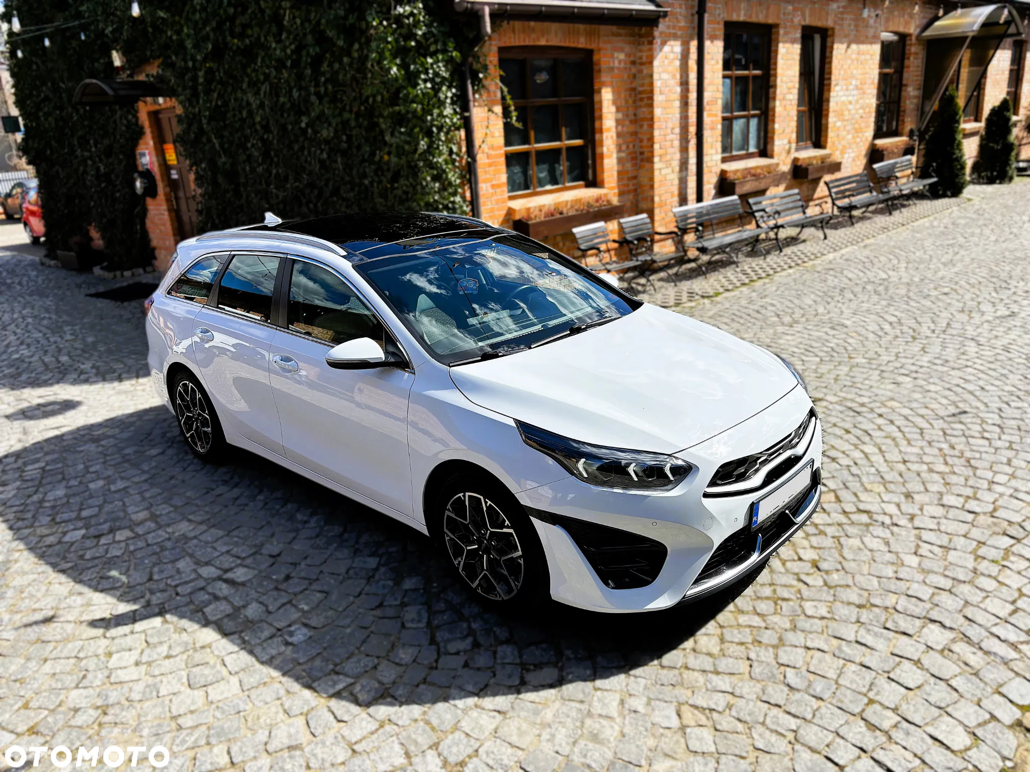 Kia Ceed SW 1.6 GDI DCT OPF Plug-in-Hybrid Platinum Edition - 27