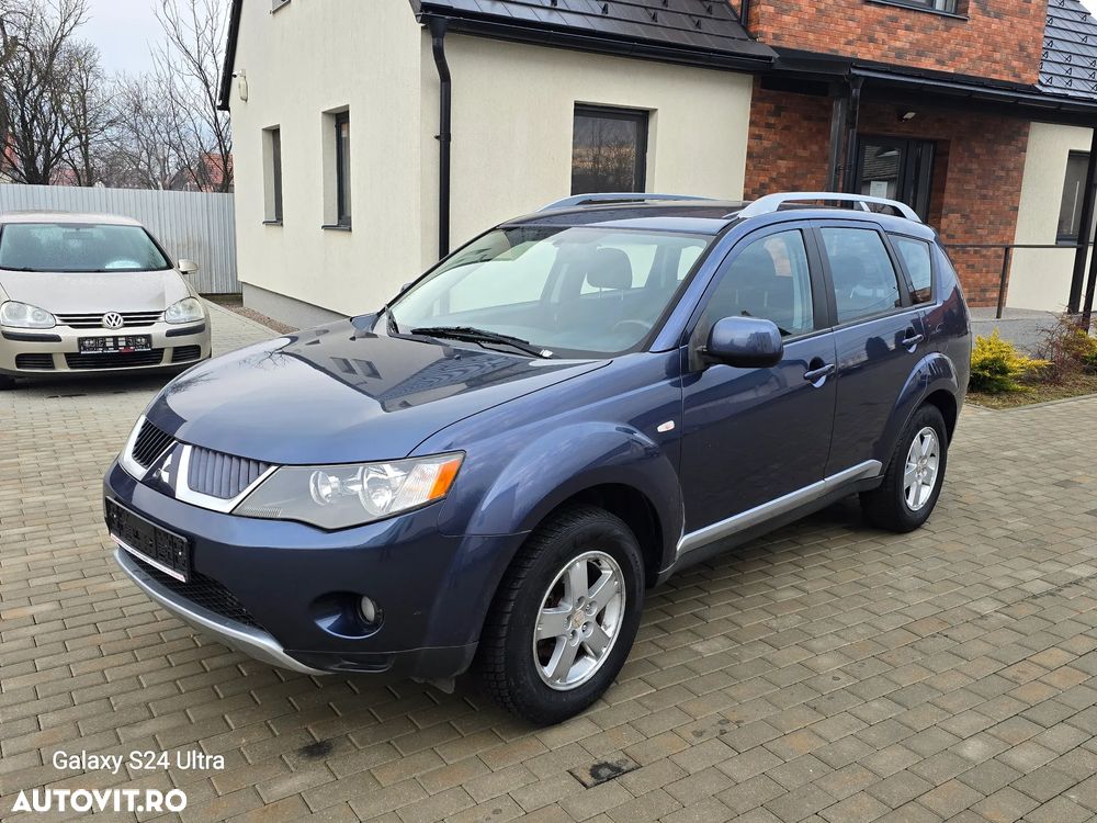 Mitsubishi Outlander 2.0 DI-D 4WD Intense - 1