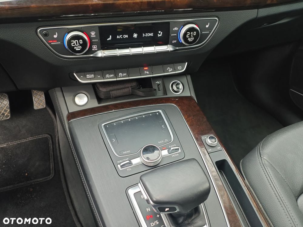 Audi Q5 45 TFSI quattro S tronic - 8