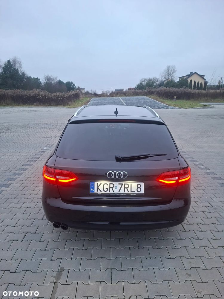 Audi A4 Avant 2.0 TDI DPF quattro S tronic S line Sportpaket - 17