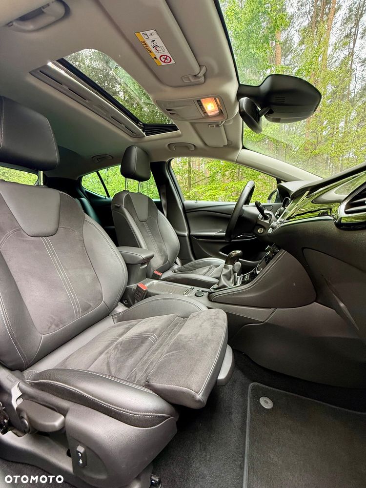 Opel Astra 1.6 Turbo Start/Stop Innovation - 22