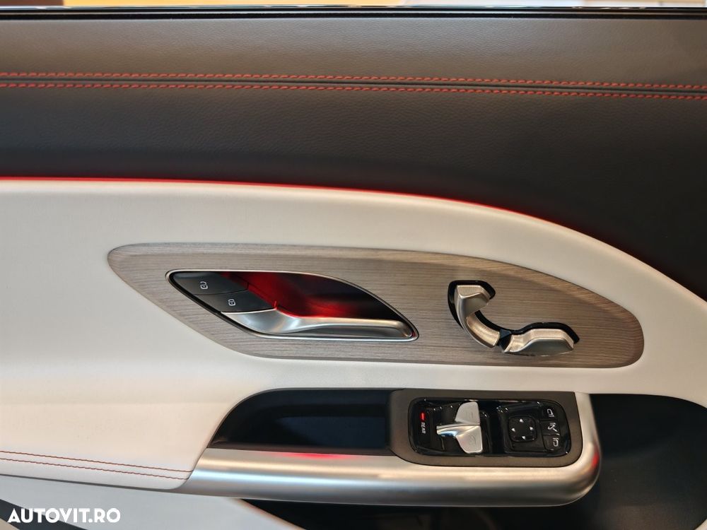 Mercedes-Benz GLB 220 MHEV - 19