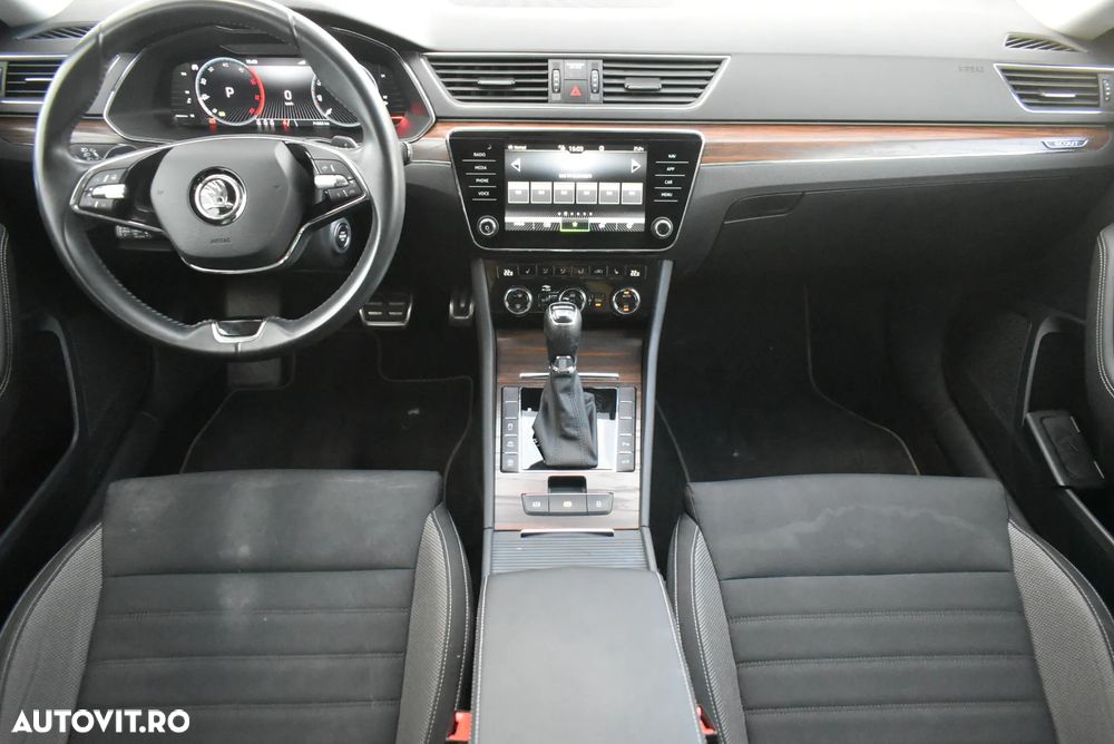 Skoda Superb 2.0 TDI 4X4 DSG Scout - 19
