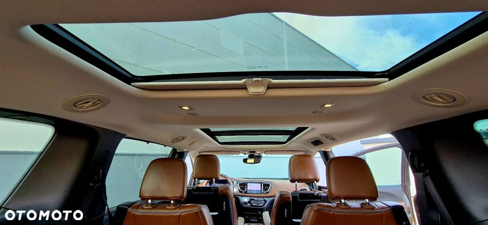 Chrysler Pacifica - 14