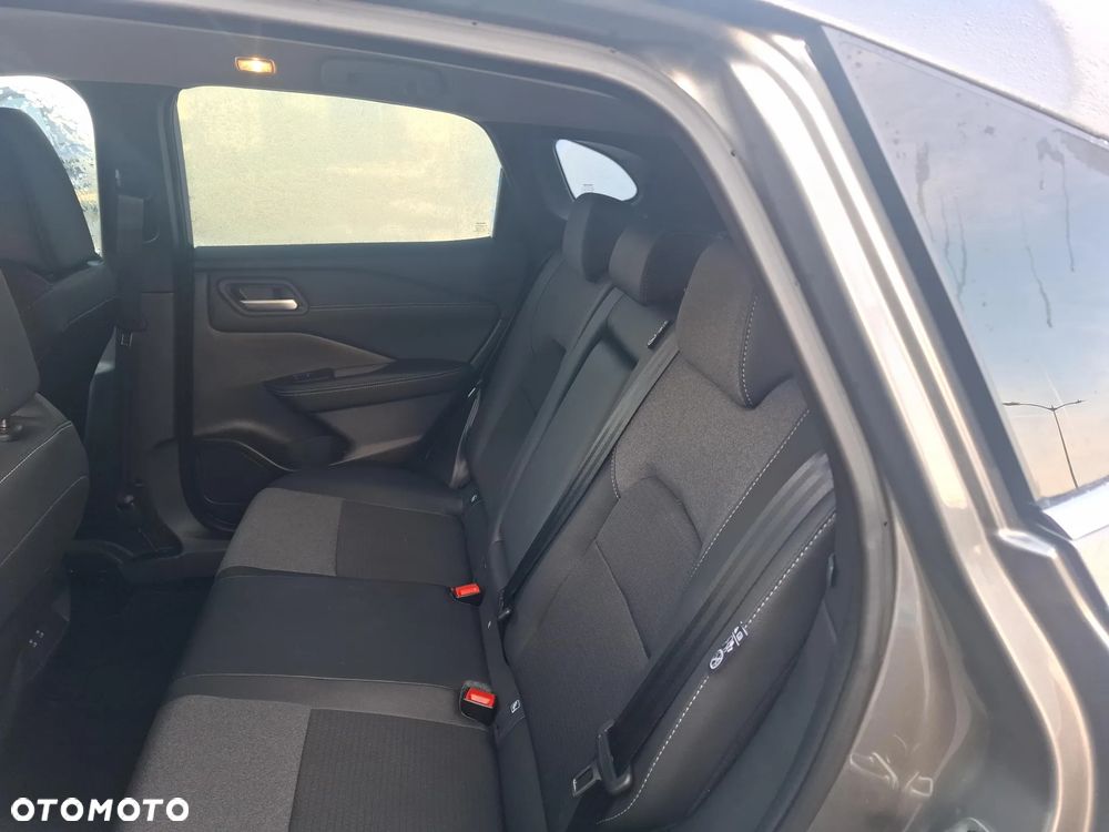 Nissan Qashqai 1.3 DIG-T MHEV N-Connecta Xtronic - 13