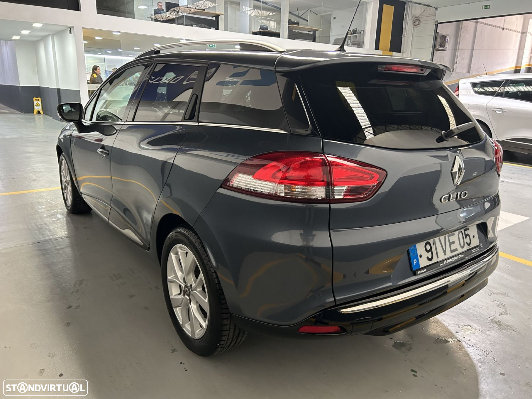 Renault Clio Sport Tourer 1.5 dCi Limited - 7
