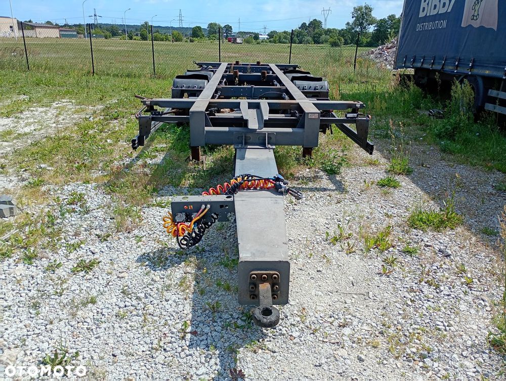System Trailers - 4