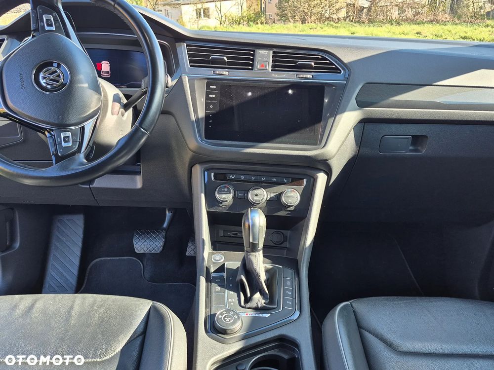 Volkswagen Tiguan 2.0 TDI SCR 4MOTION DSG Highline - 11