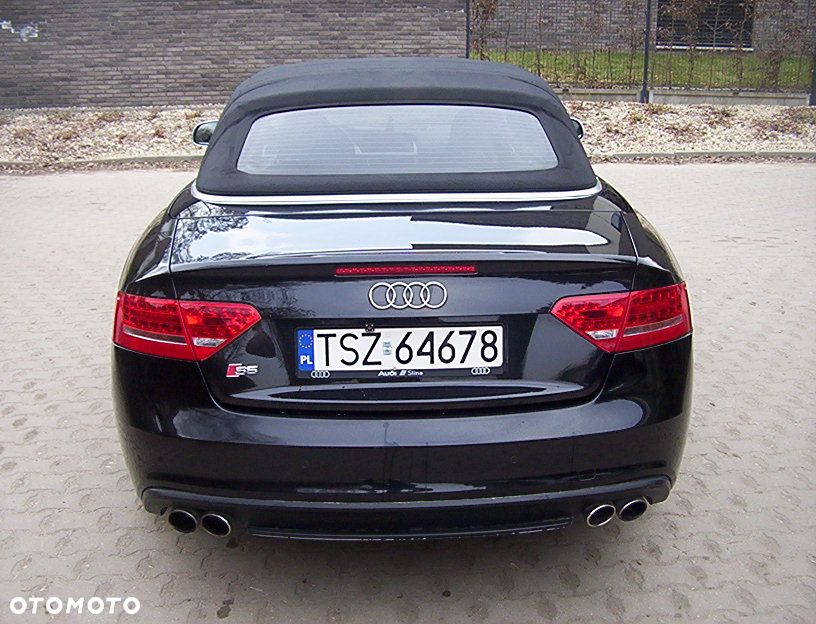 Audi A5 Cabrio - 11