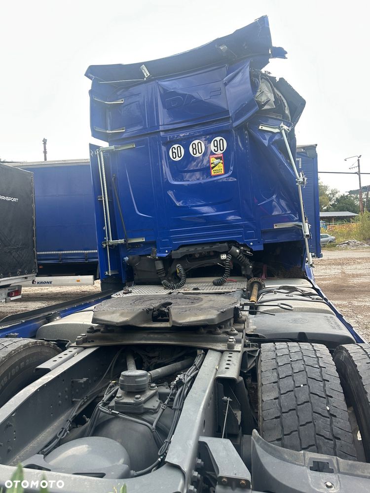 DAF XG - 4