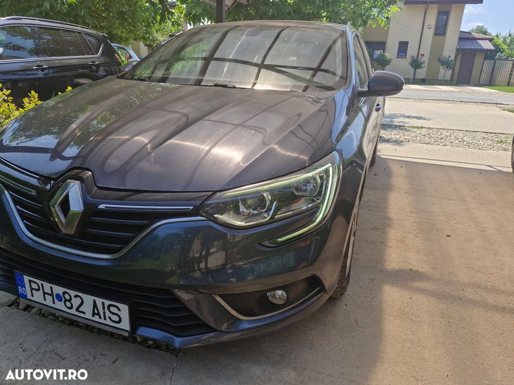 Renault Megane TCE 140 GPF Zen - 11