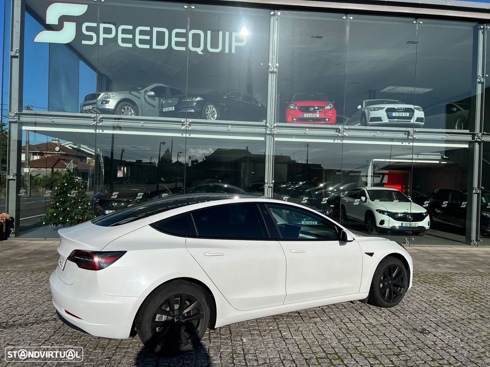 Tesla Model 3 Standard Range Plus RWD - 3