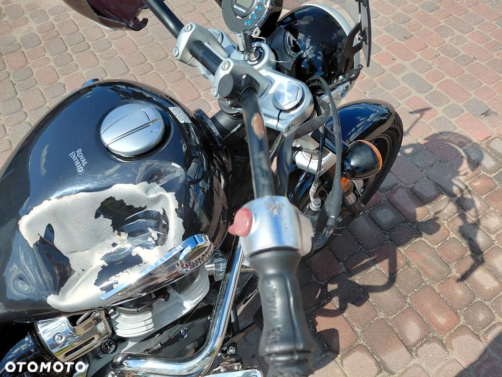 Royal Enfield Super Meteor - 11