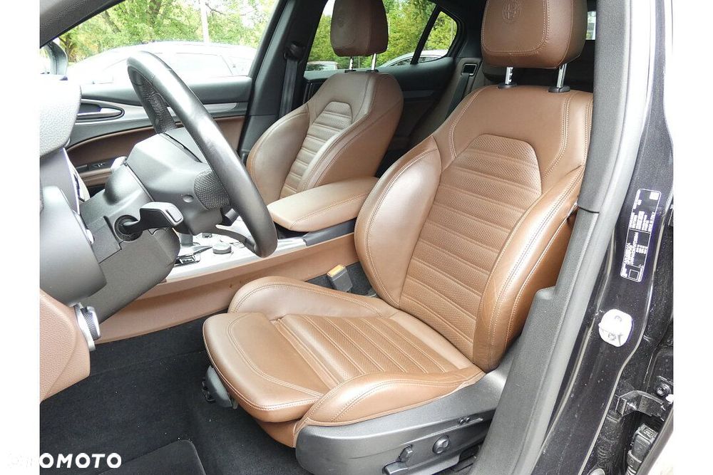 Alfa Romeo Stelvio 2.0 Turbo Veloce Q4 - 8