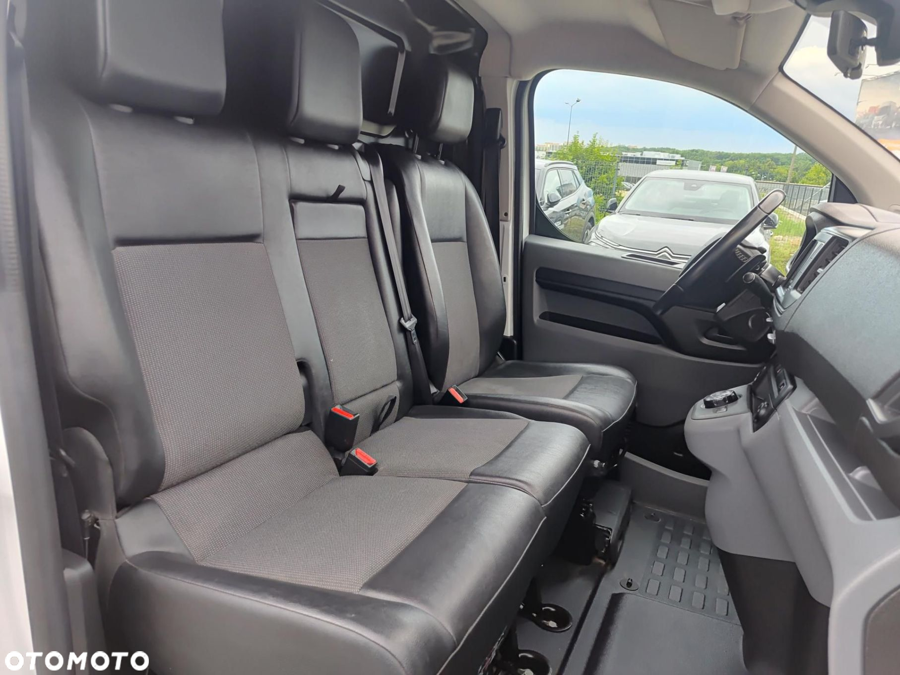 Opel Vivaro - 17
