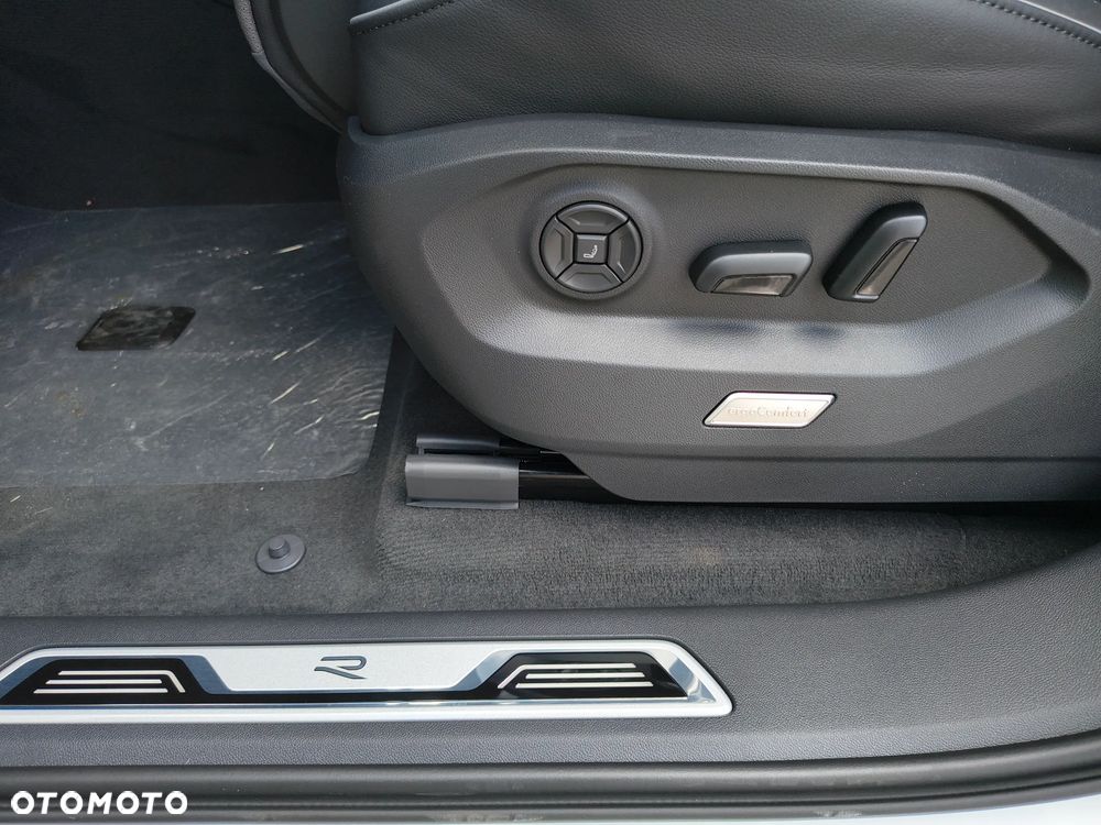Volkswagen Touareg 3.0 V6 TDI 4Motion R-Line - 20