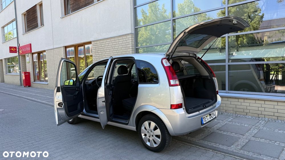 Opel Meriva 1.6 16V Cosmo - 9