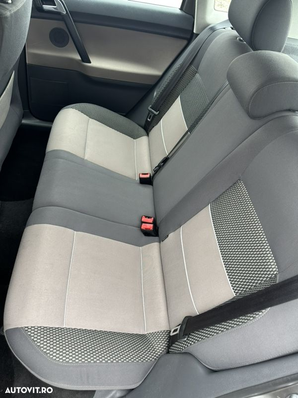 Volkswagen Polo 1.6 Automatik CrossPolo - 16