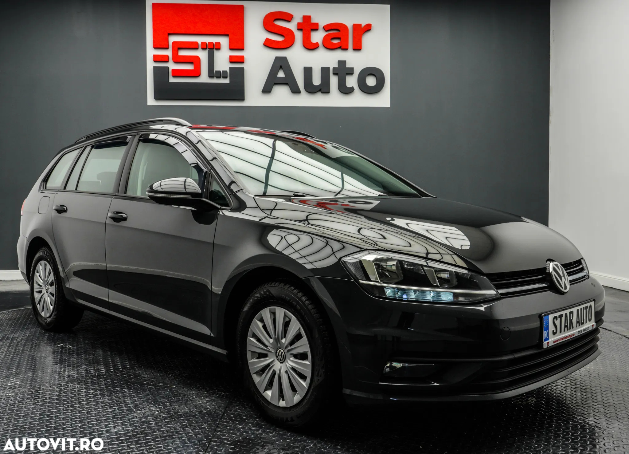 Volkswagen Golf 1.6 TDI Comfortline - 4