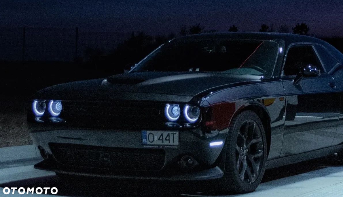 Dodge Challenger 5.7 R/T - 1