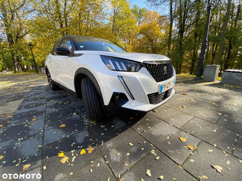 Peugeot 2008 1.2 PureTech GT Line S&S - 6