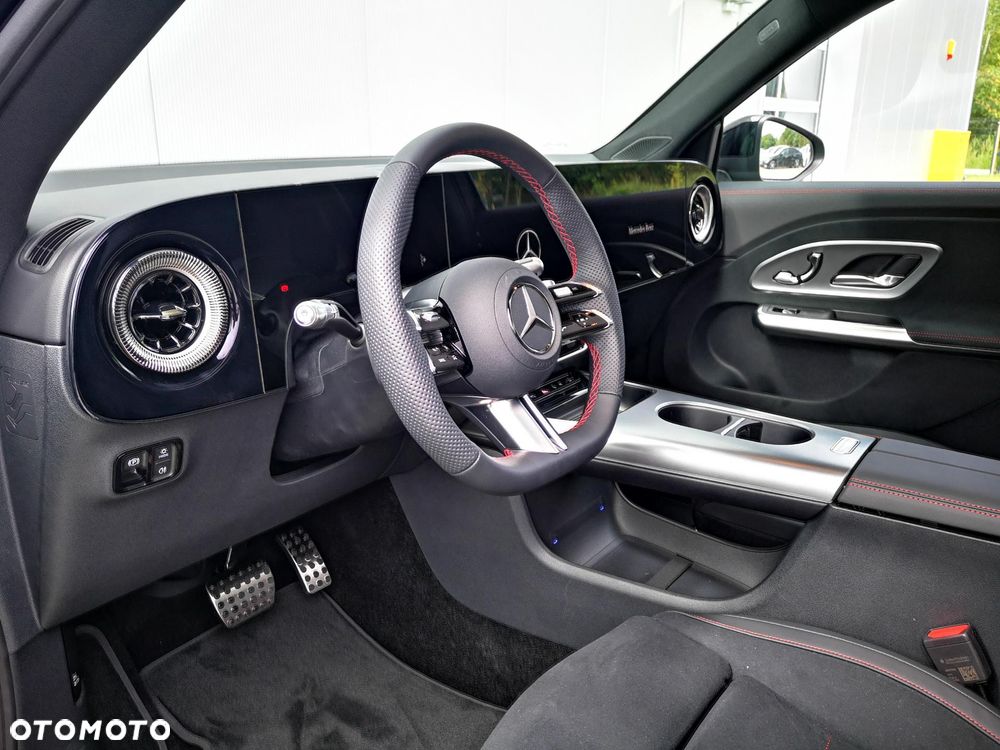Mercedes-Benz GLB 200 mHEV 4-Matic 8G-eDCT - 13