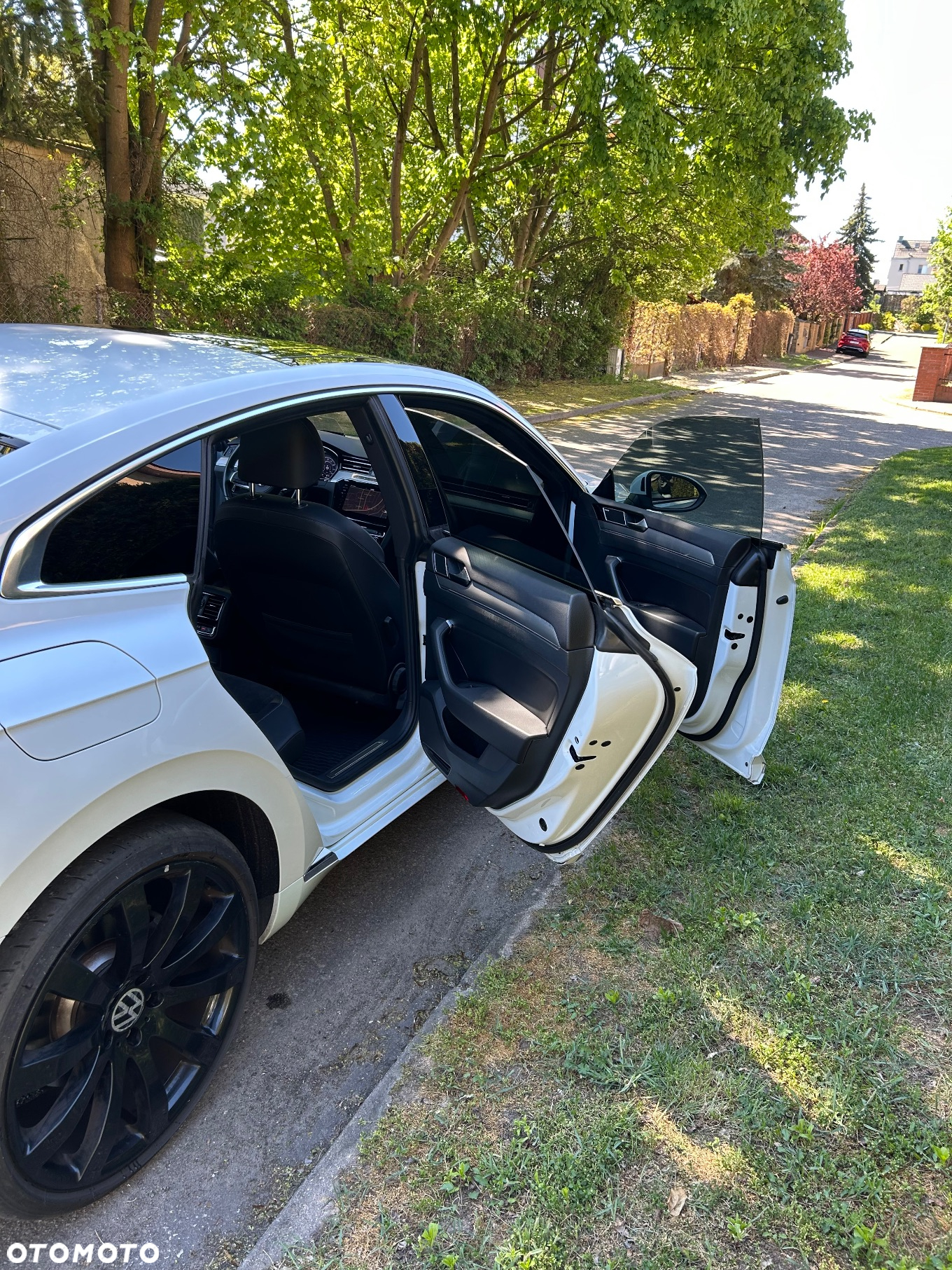 Volkswagen Arteon 2.0 TDI Bi-Turbo SCR 4Mot R-Line Edition DSG - 17