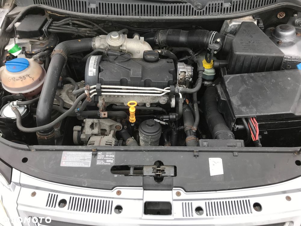 Volkswagen Polo - 8