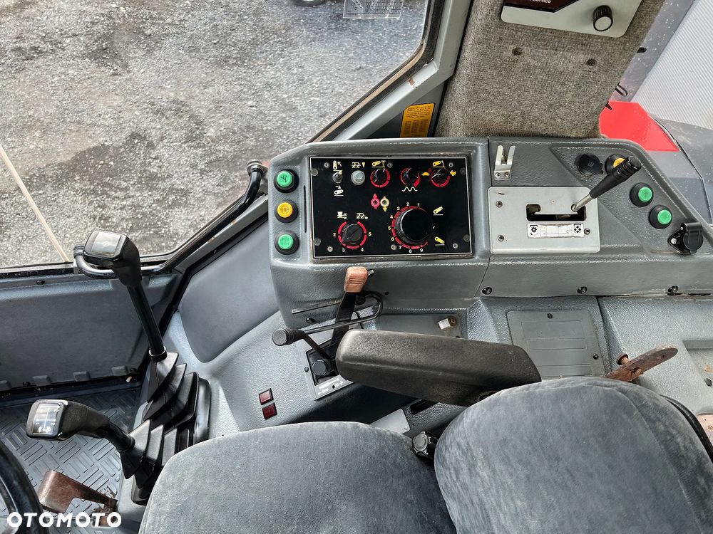 Massey Ferguson 3115 | Ciągnik Rolniczy MF 3115 | 115 kM | 4x4 | Klimatyzacja | Perkins 6 Cylindrów | Stan Bardzo Dobry | - 17