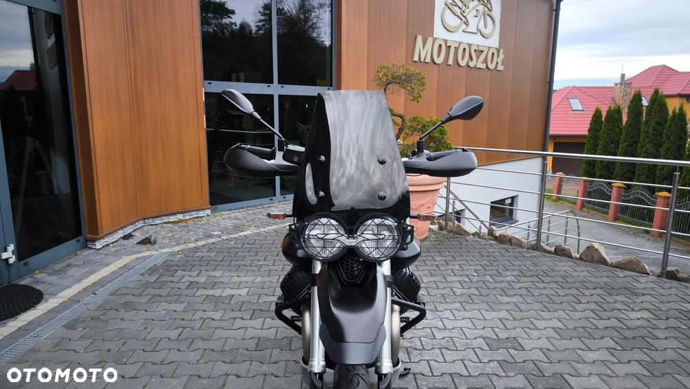 Moto Guzzi V85 - 35