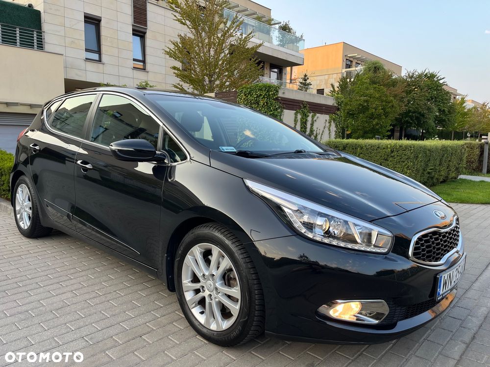 Kia Ceed 1.6 GDI XL - 12