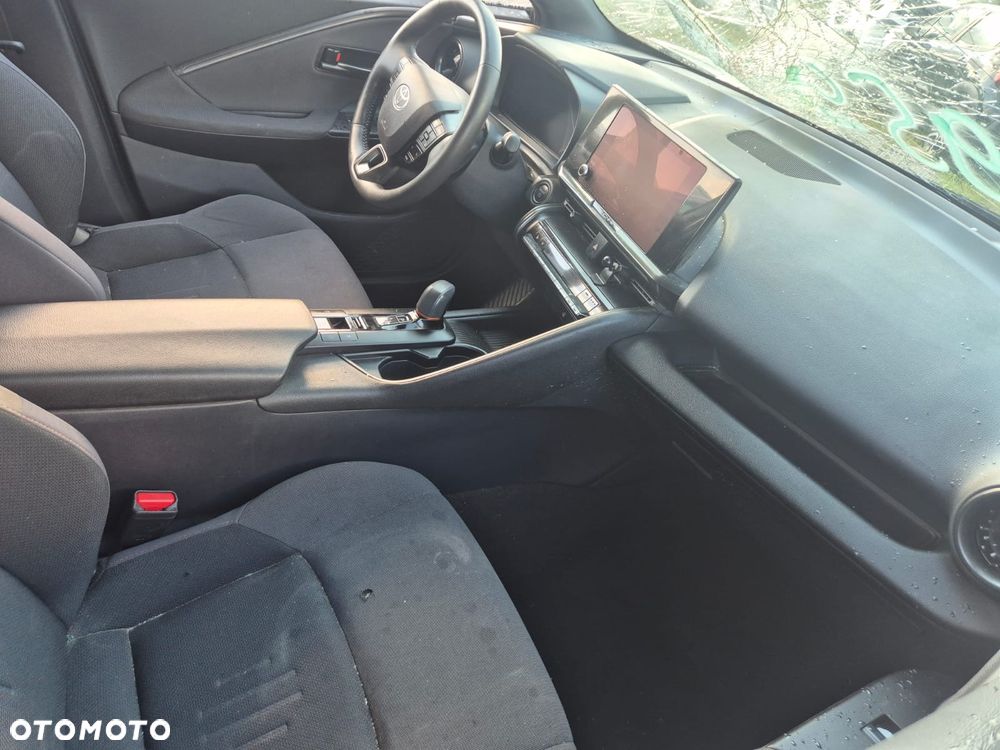Toyota C-HR - 9