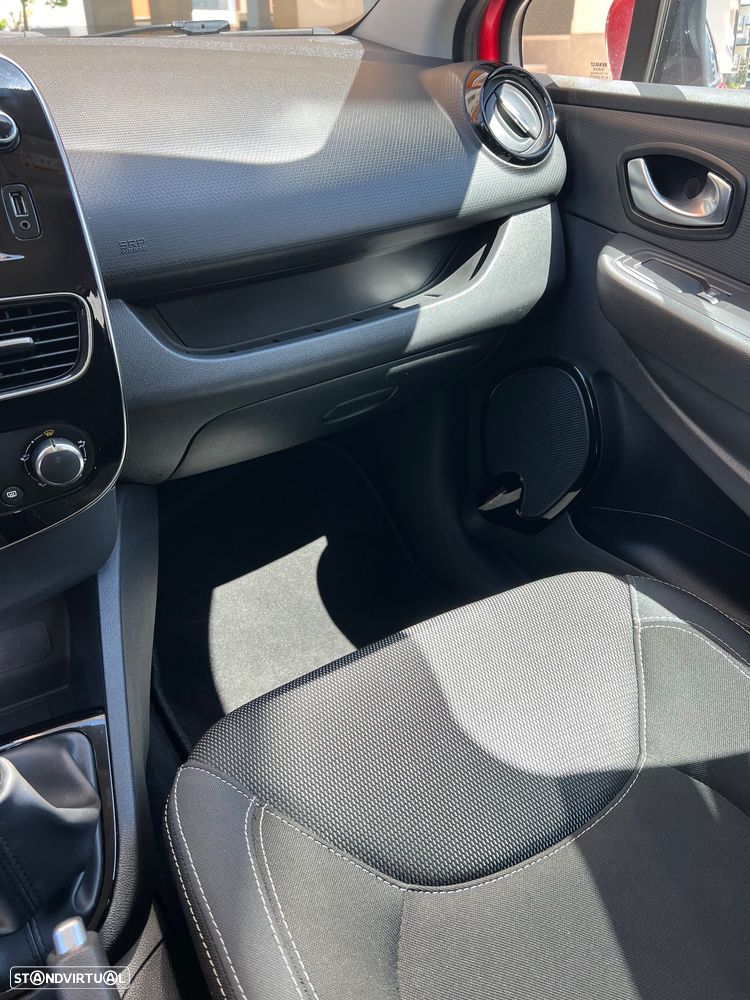 Renault Clio Energy dCi 90 Start & Stop Experience - 12