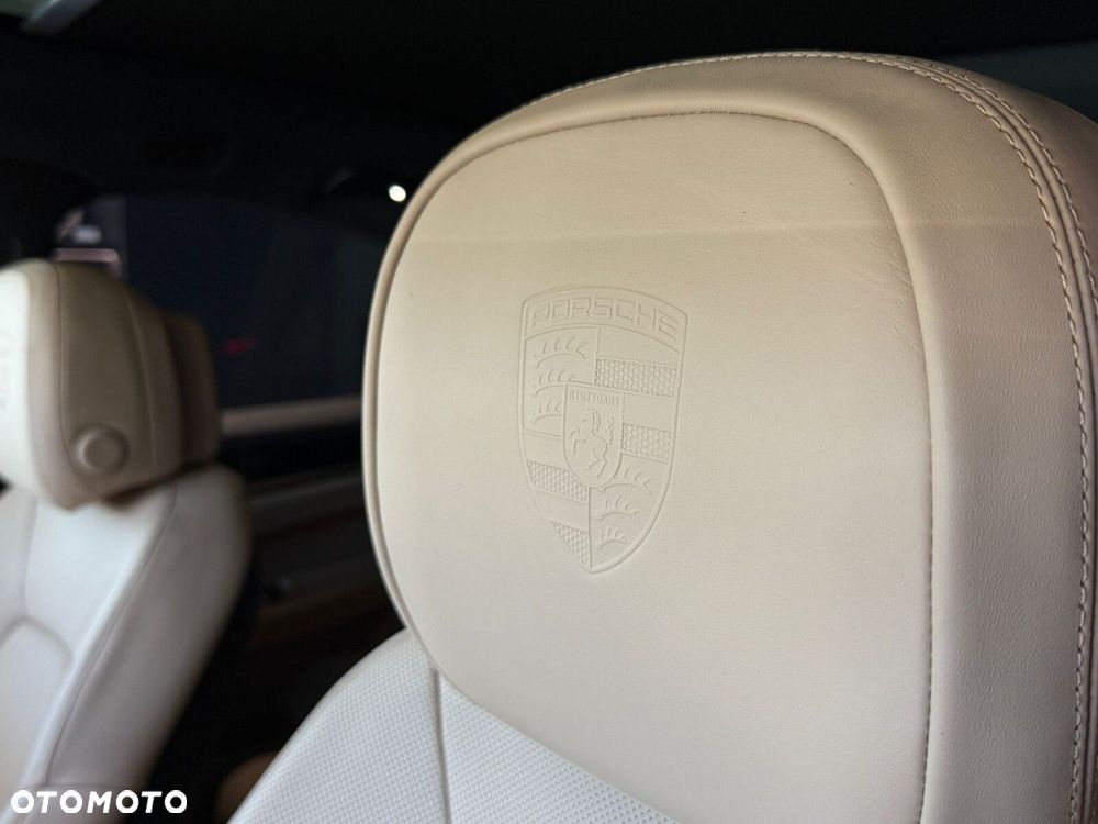 Porsche Cayenne - 13