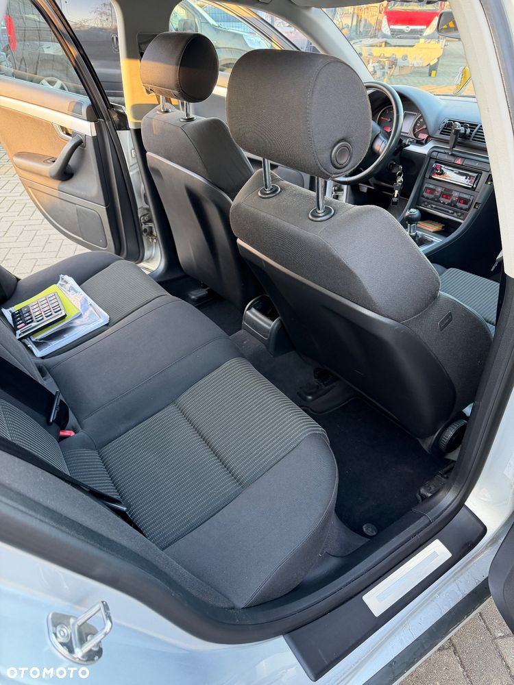 Audi A4 Avant 2.0 TDI - 16