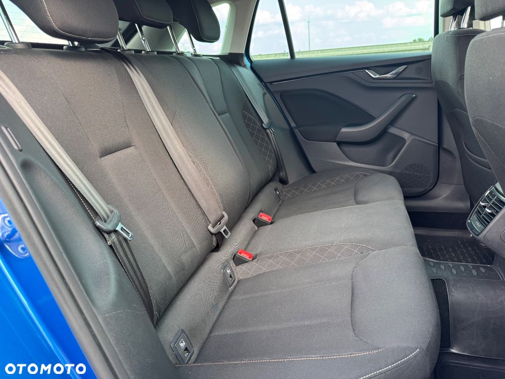 Skoda Scala 1.0 TSI Tour - 6
