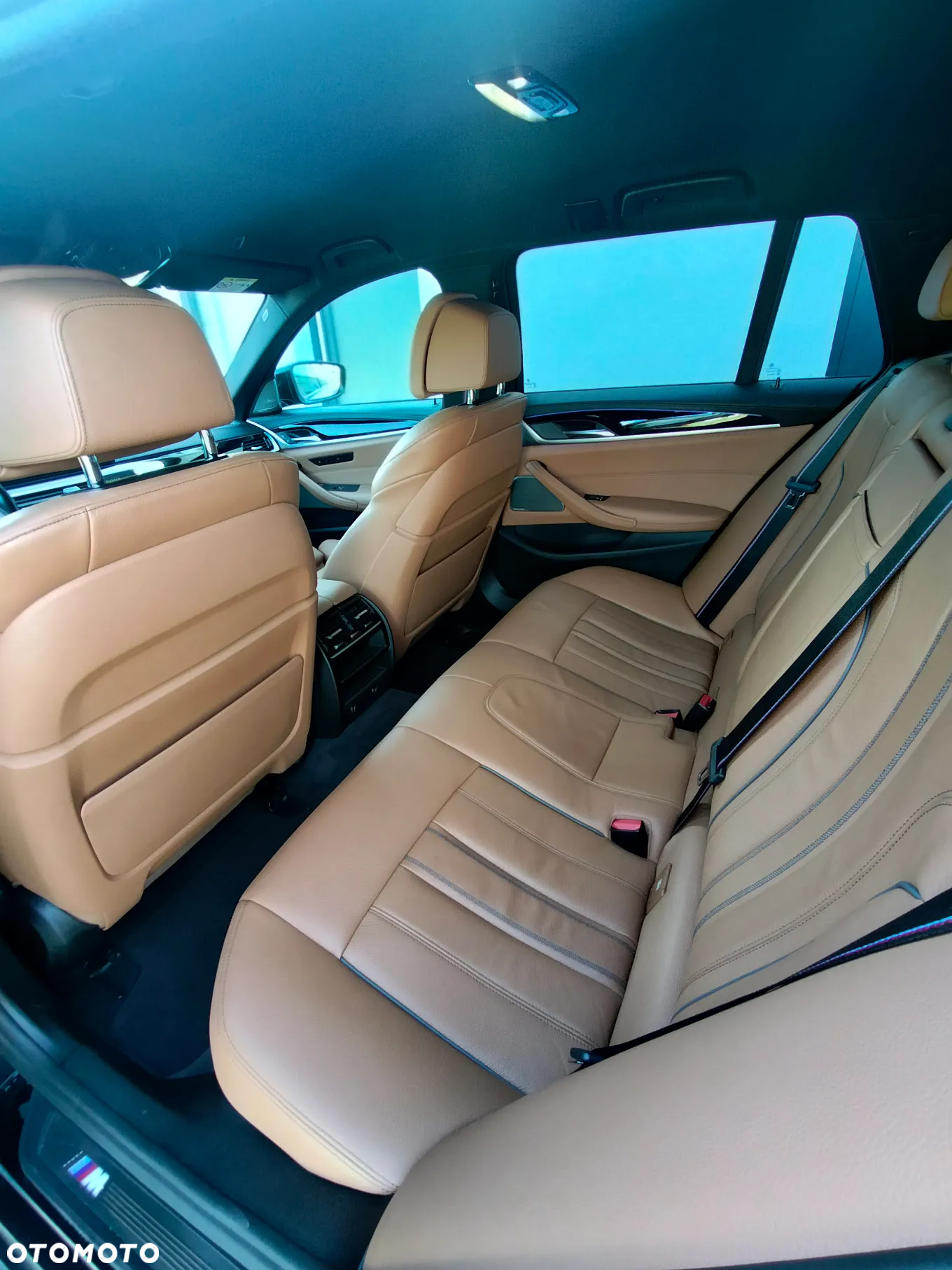 BMW Seria 5 520d M Sport - 16