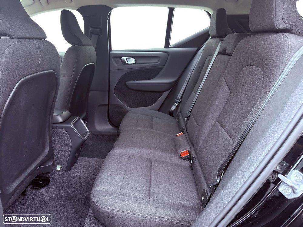 Volvo XC 40 2.0 D3 Momentum - 21