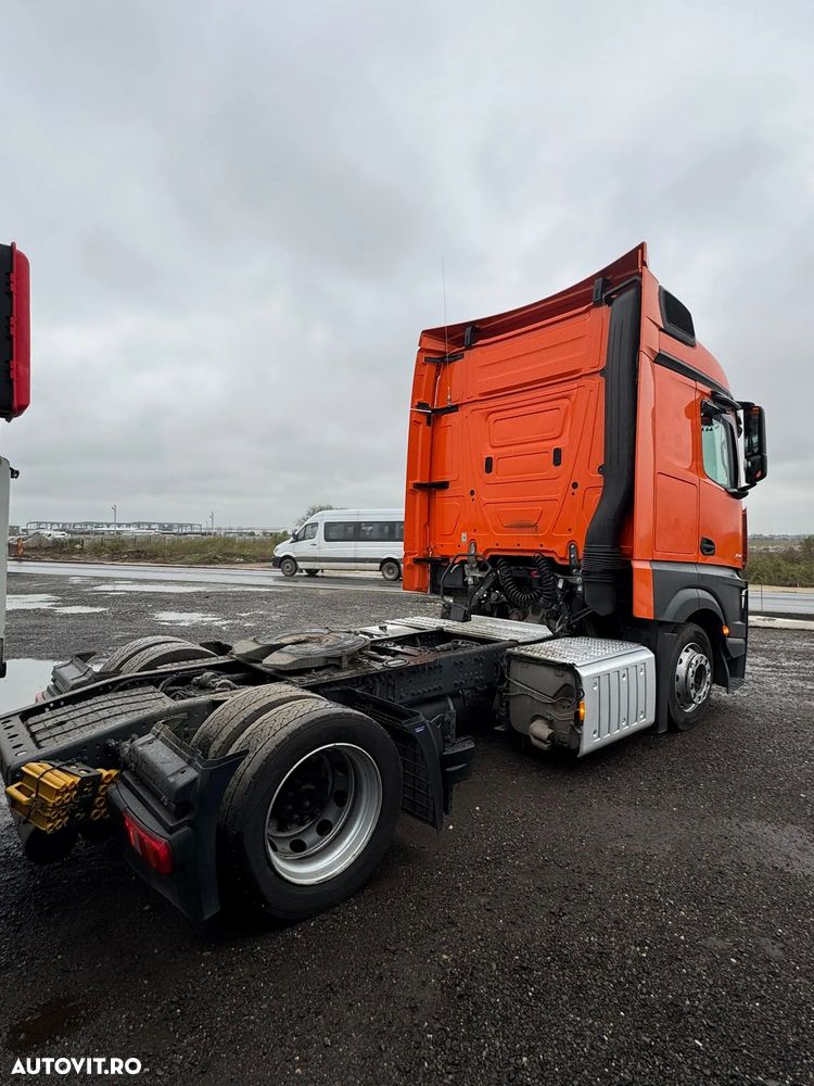 Mercedes-Benz Actros 1845 Low Liner Mega - 4