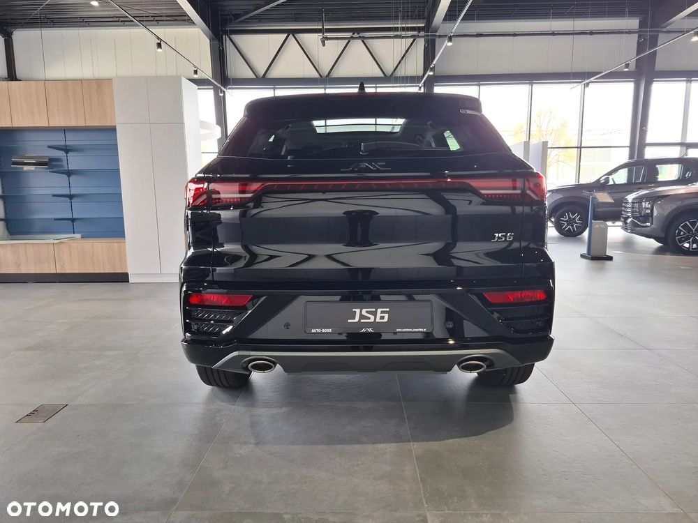 JAC JS6 - 4