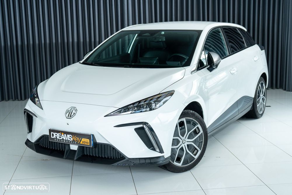 MG MG4 64 kWh Luxury - 21