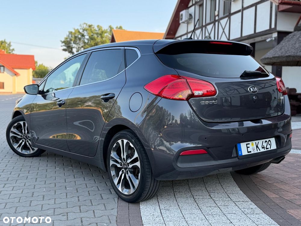 Kia Ceed 1.6 GDI Platinum Edition - 18