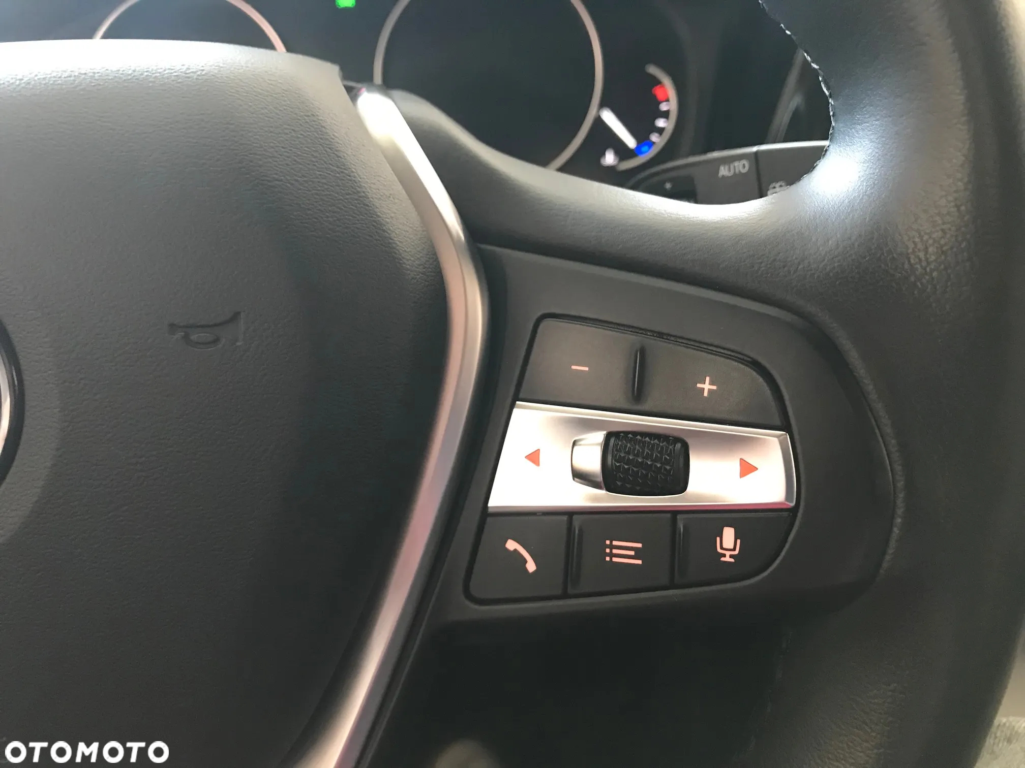 BMW Seria 3 320d Luxury Line - 17