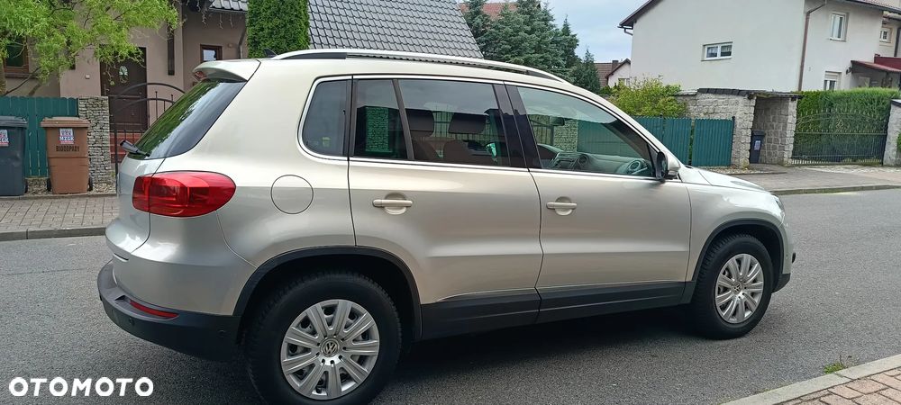 Volkswagen Tiguan - 2