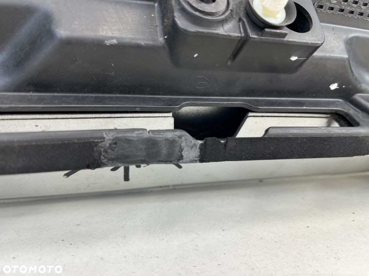 Spoiler Ford Fiesta MK7 08-17r. lotka klapy bagażnika 8A61-A44210-B - 10