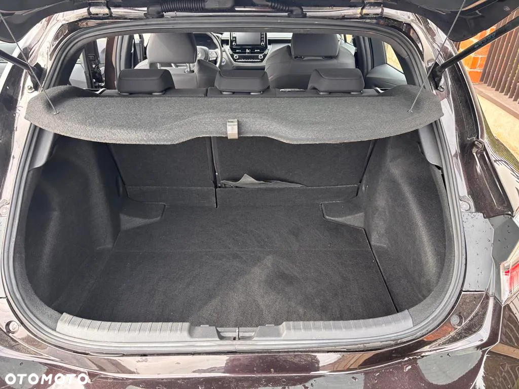 Toyota Corolla 1.8 Hybrid Executive - 14