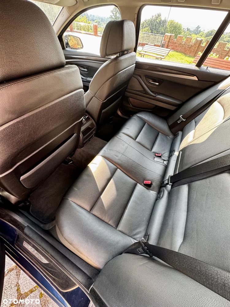 BMW Seria 5 535d Touring - 11