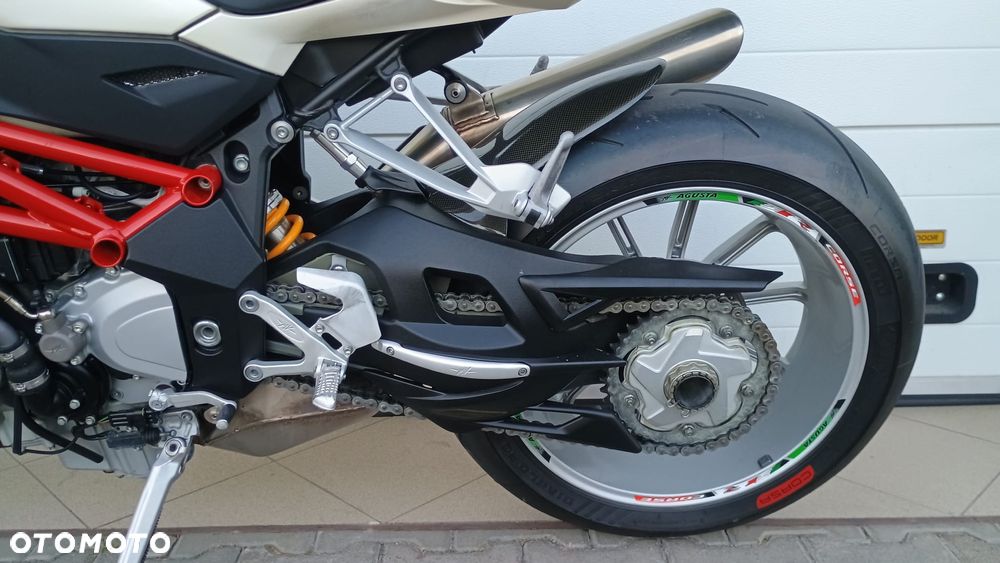 MV AGUSTA Brutale - 21