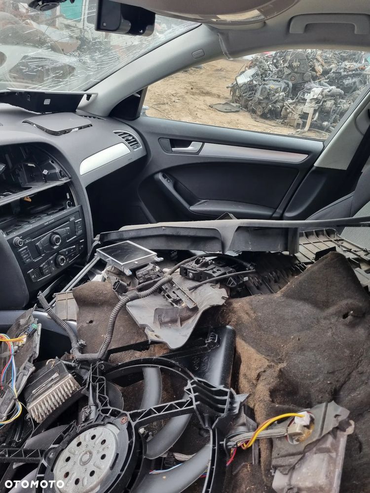 Audi A4 B8 sedan 1.8 tfsi CDHB skrzynia LLV lakier LZ7L na czesci - 11